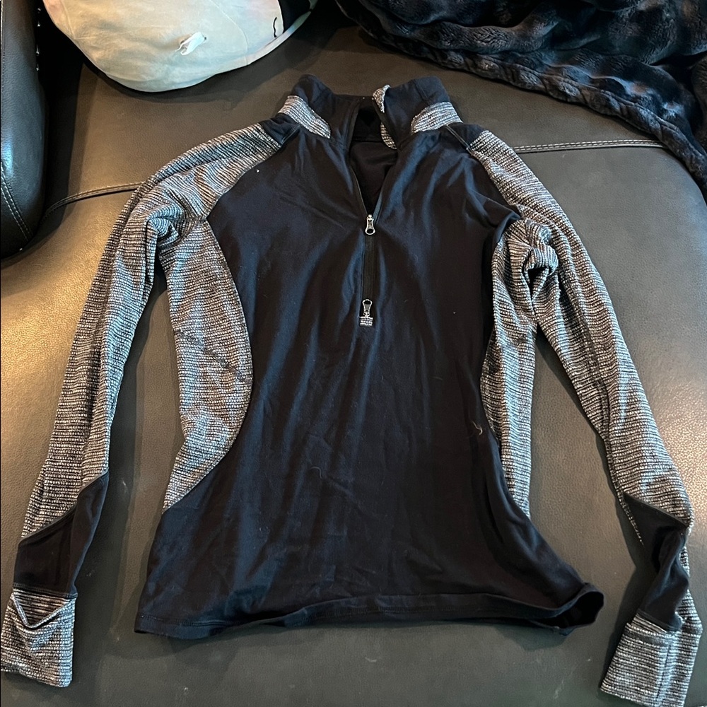 lululemon athletica Black and Gray Women's Quarter-Zip Hoodie